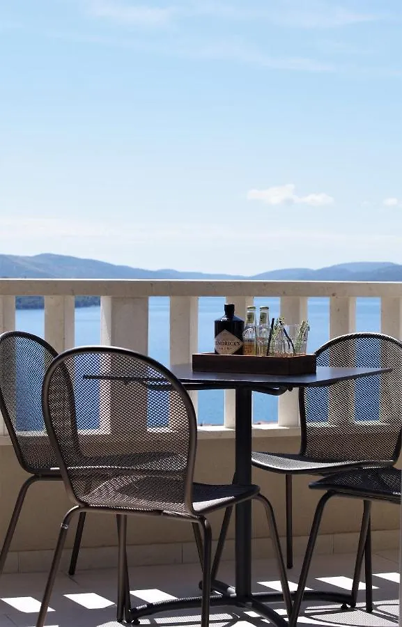 Villa Teco - Modern Apartments With Sea View 트로기르 0*,