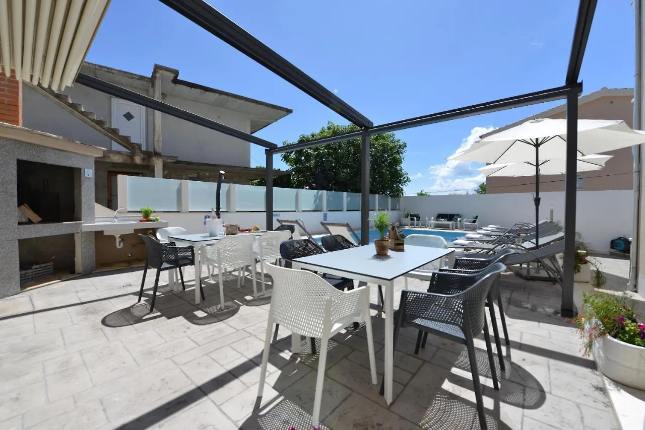 Villa Teco - Modern Apartments With Sea View Trogir