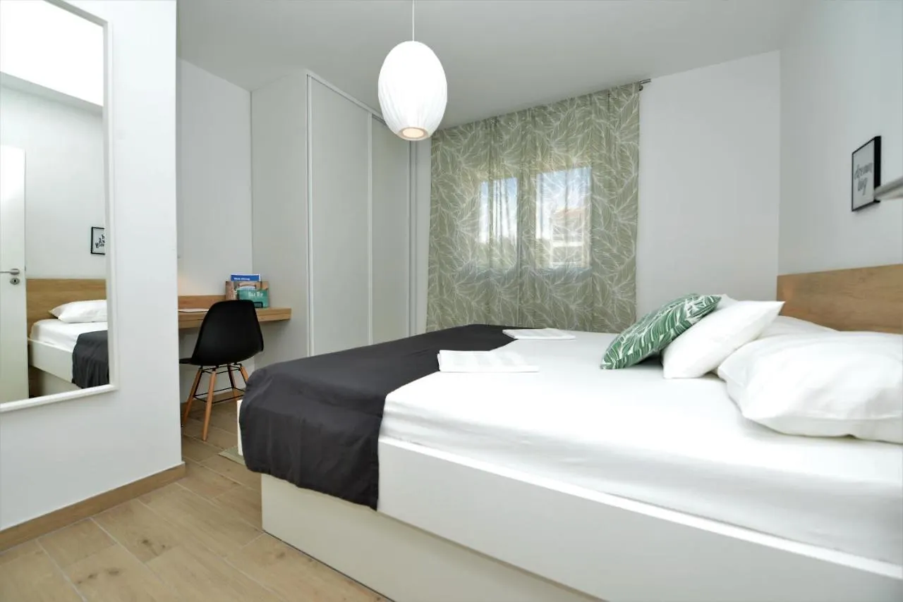 Villa Teco - Modern Apartments With Sea View Trogir