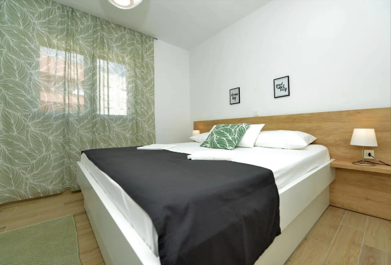 Villa Teco - Modern Apartments With Sea View Trogir