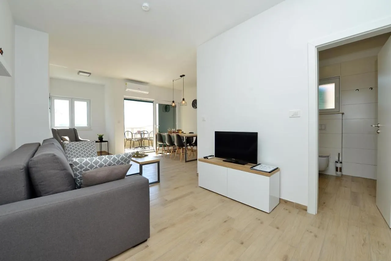 Villa Teco - Modern Apartments With Sea View Trogir Croatia