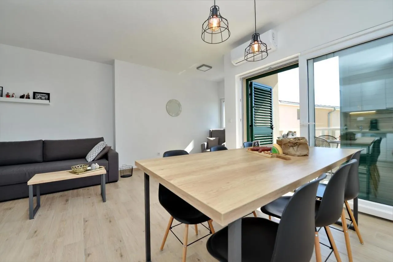 Villa Teco - Modern Apartments With Sea View Trogir