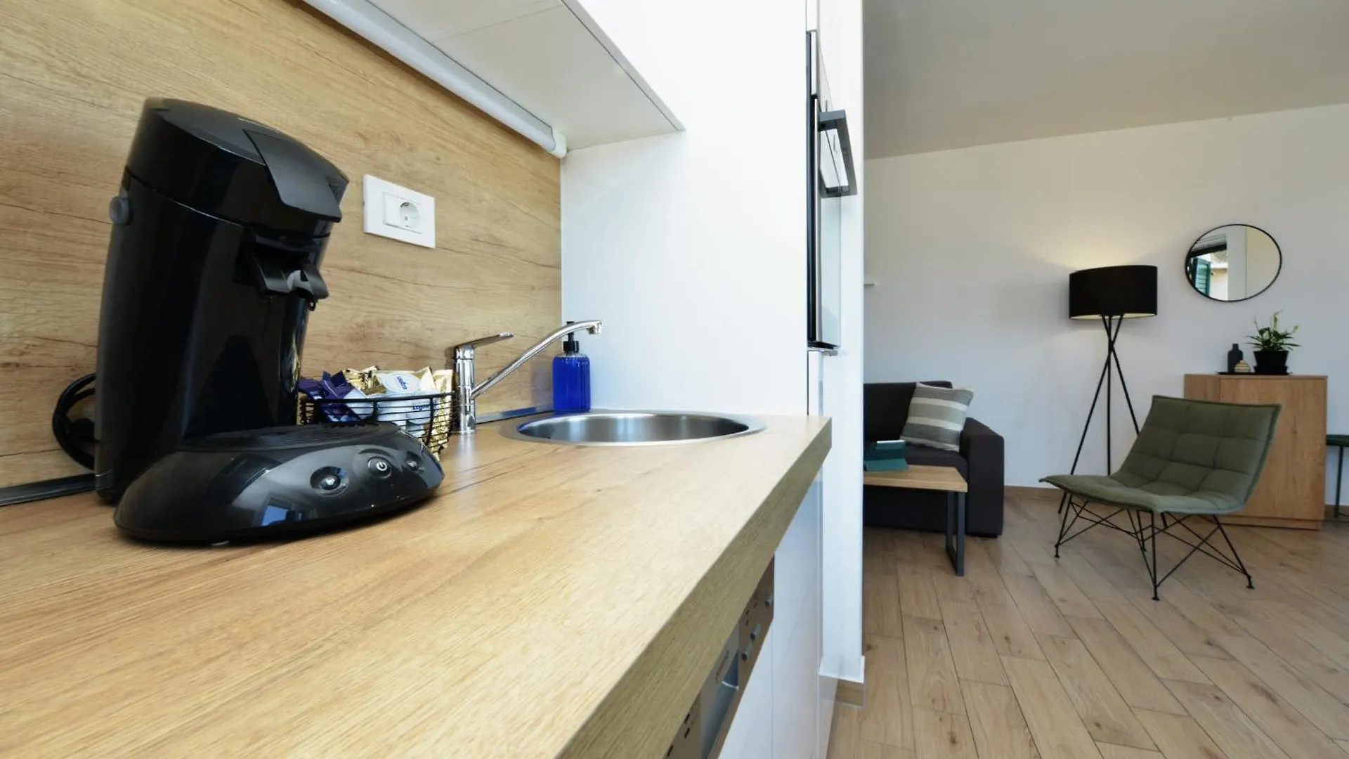 Villa Teco - Modern Apartments With Sea View Trogir