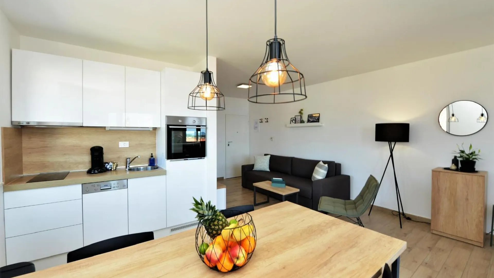 Villa Teco - Modern Apartments With Sea View Trogir Croatia
